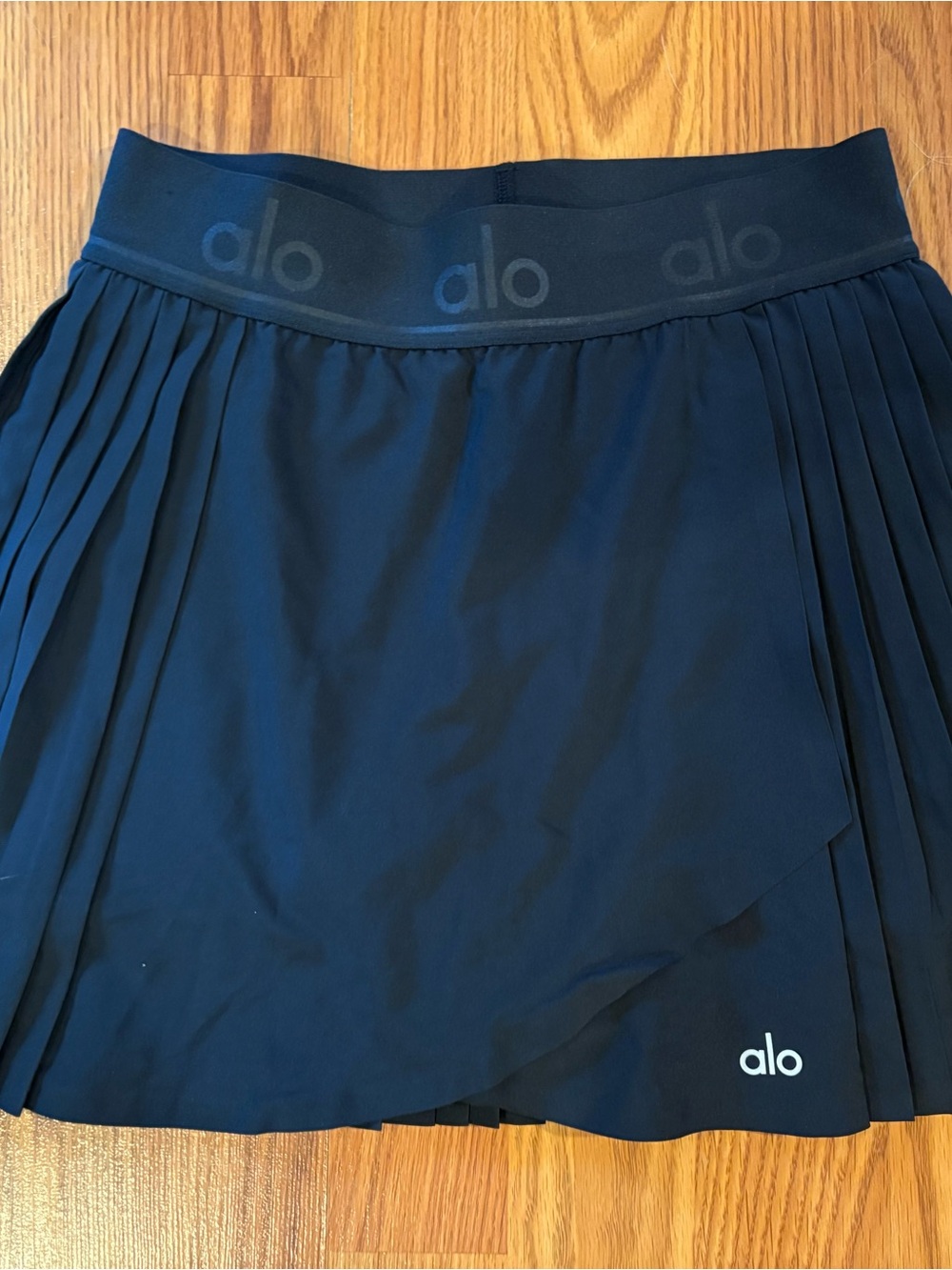 ALO Aces Tennis Skirt, XS - Picture 2 of 3